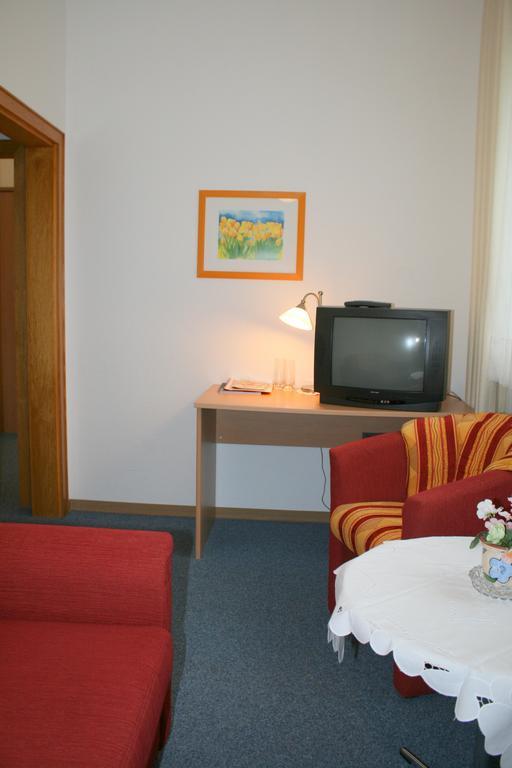Hotel Haus Hellhohl Garni 브릴온 외부 사진